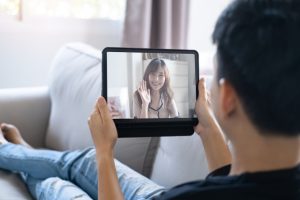 Cara Menjalani Hubungan Jarak Jauh Ldr Yang Sehat Fondasi Cinta Yang Tak Terbatas Jarak